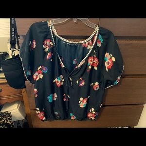 American Eagle Floral Top